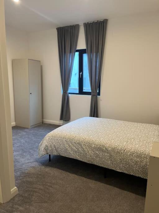 Deerpark Semi Sleeps 8 With Sofa Bed Apartment Cashel  Exterior photo