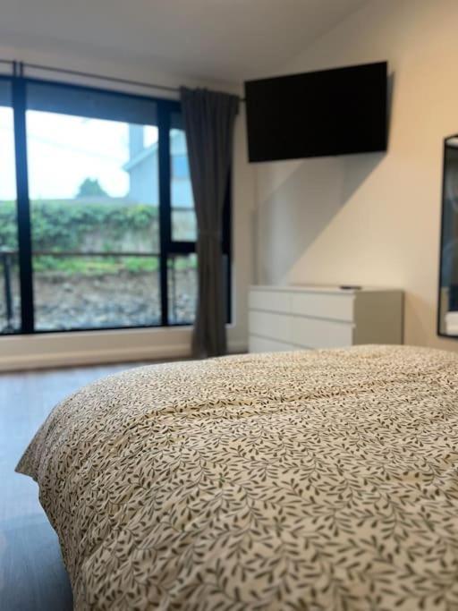 Deerpark Semi Sleeps 8 With Sofa Bed Apartment Cashel  Exterior photo