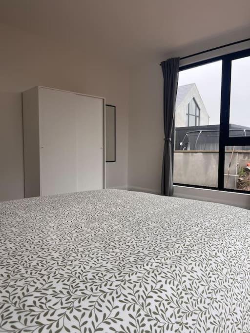Deerpark Semi Sleeps 8 With Sofa Bed Apartment Cashel  Exterior photo