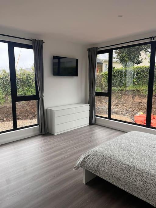 Deerpark Semi Sleeps 8 With Sofa Bed Apartment Cashel  Exterior photo